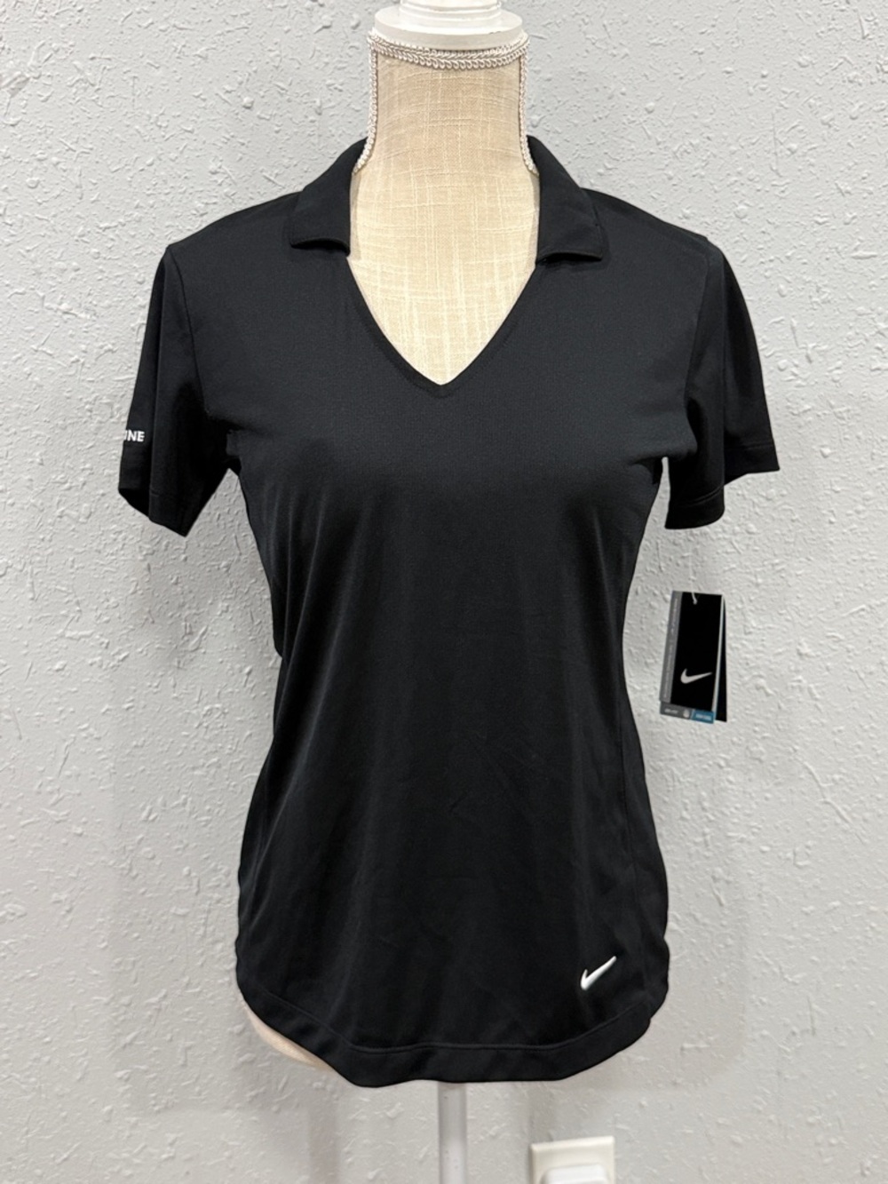 Nike Golf Dri-Fit Black Women’s V-Neck Athletic Polo Top Size Small NWT